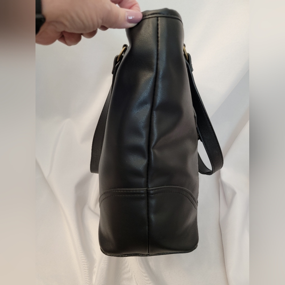 NWOT Frye and Co. Core Tote Bag - Picture 13 of 16